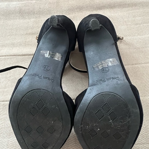 DREAM PAIRS Women's Black Ankle Strap Heels Suede 7.5 - Picture 3 of 4